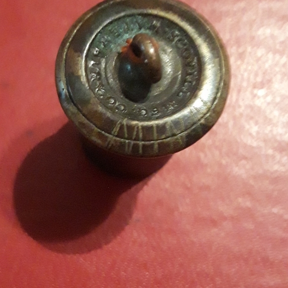 Button - Picture 4 of 4